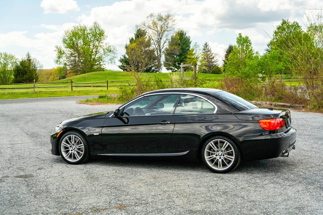 2013 BMW E93 335i Convertible - Image 7 of 31