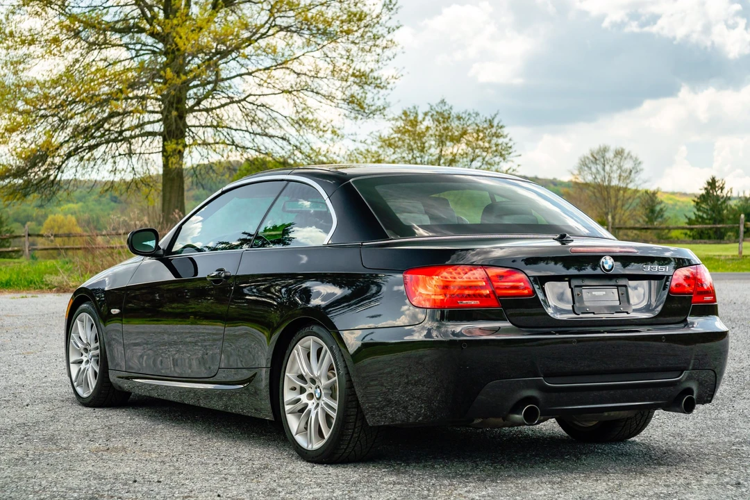 2013 BMW E93 335i Convertible - Image 10 of 31