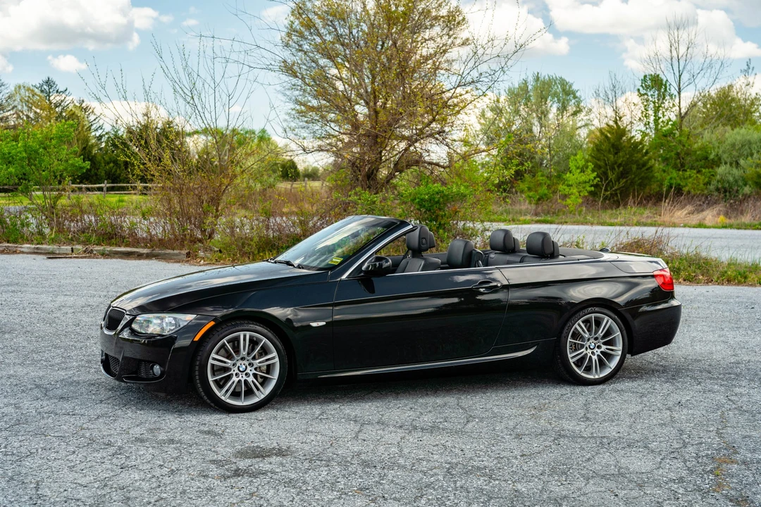 2013 BMW E93 335i Convertible - Image 27 of 31