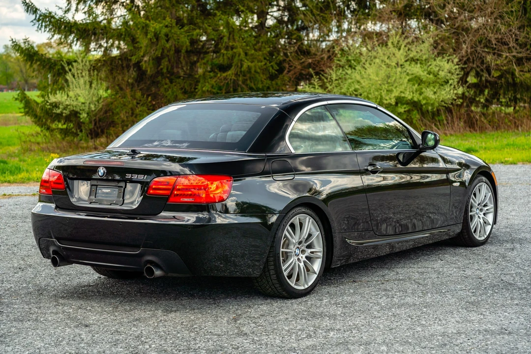 2013 BMW E93 335i Convertible - Image 20 of 31