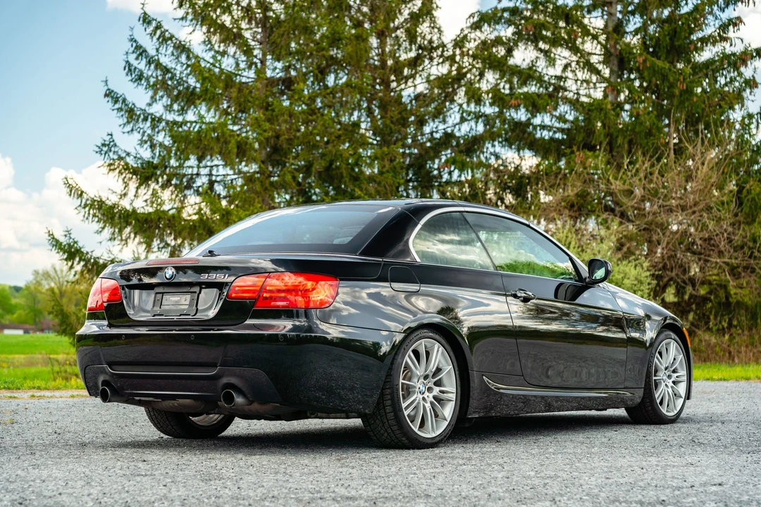 2013 BMW E93 335i Convertible - Image 21 of 31