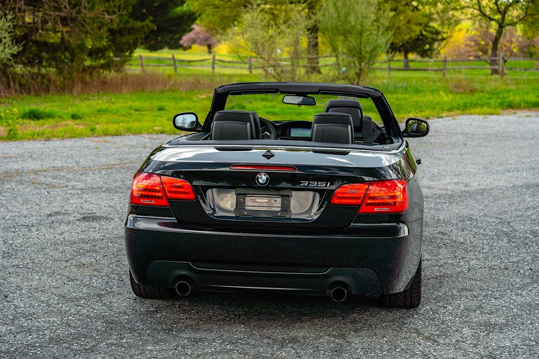 2013 BMW E93 335i Convertible - Image 17 of 31
