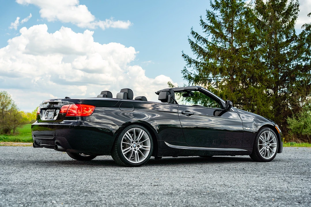 2013 BMW E93 335i Convertible - Image 12 of 31