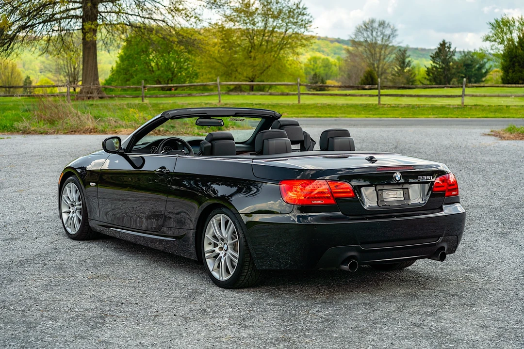 2013 BMW E93 335i Convertible - Image 21 of 31