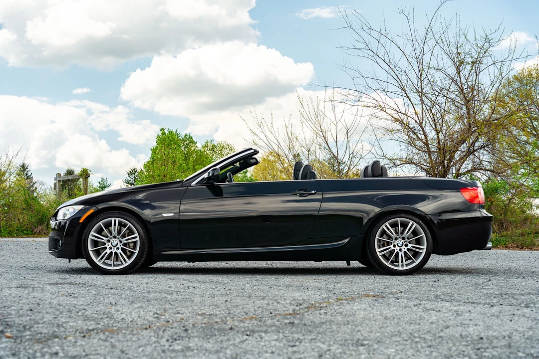 2013 BMW E93 335i Convertible - Image 5 of 31