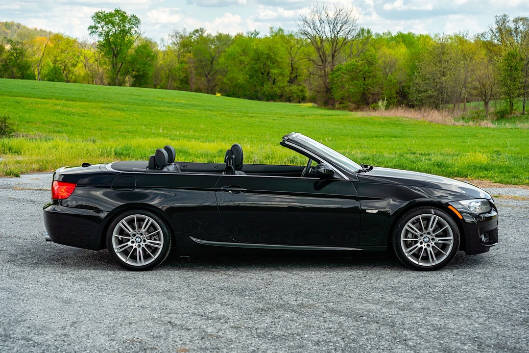 2013 BMW E93 335i Convertible - Image 7 of 31