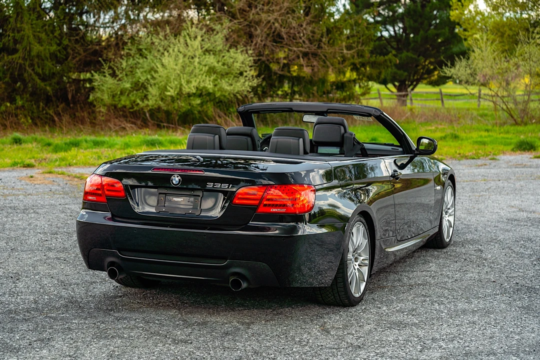 2013 BMW E93 335i Convertible - Image 15 of 31