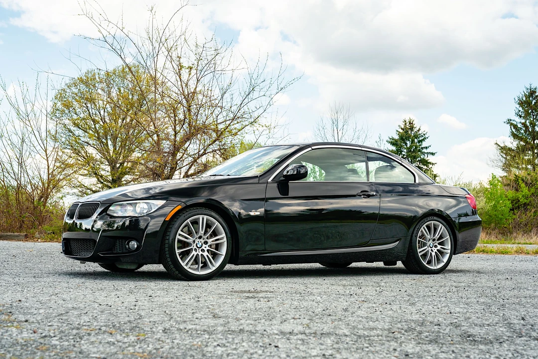 2013 BMW E93 335i Convertible - Image 28 of 31