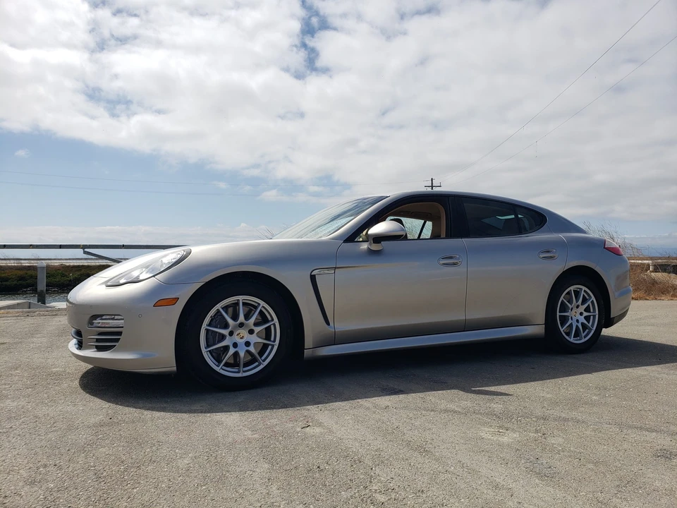 2013 Porsche 970 Panamera - Image 9 of 31