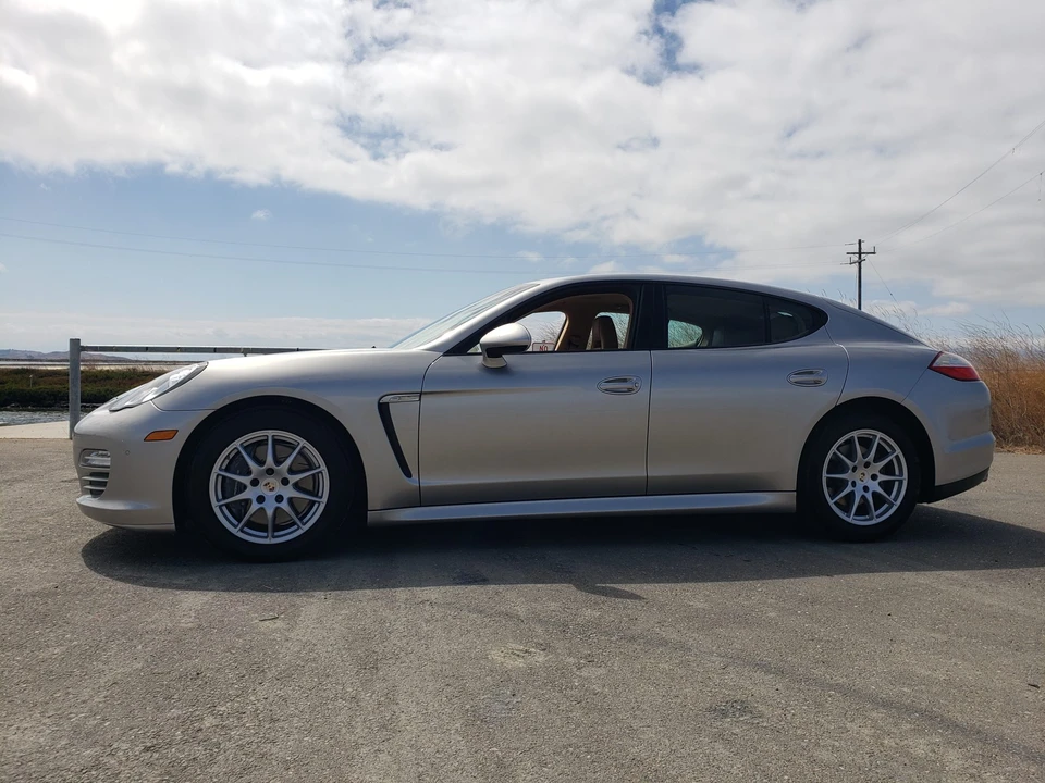 2013 Porsche 970 Panamera - Image 10 of 31
