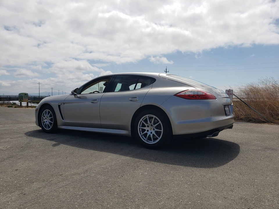 2013 Porsche 970 Panamera - Image 13 of 31