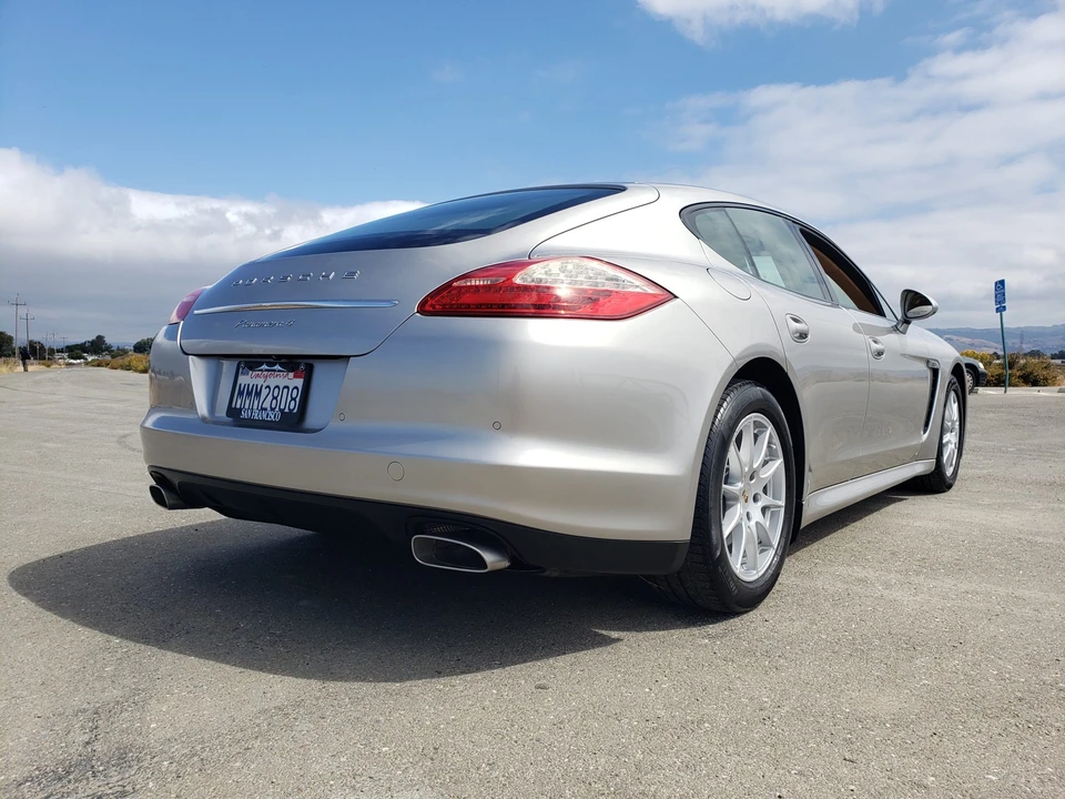 2013 Porsche 970 Panamera - Image 19 of 31