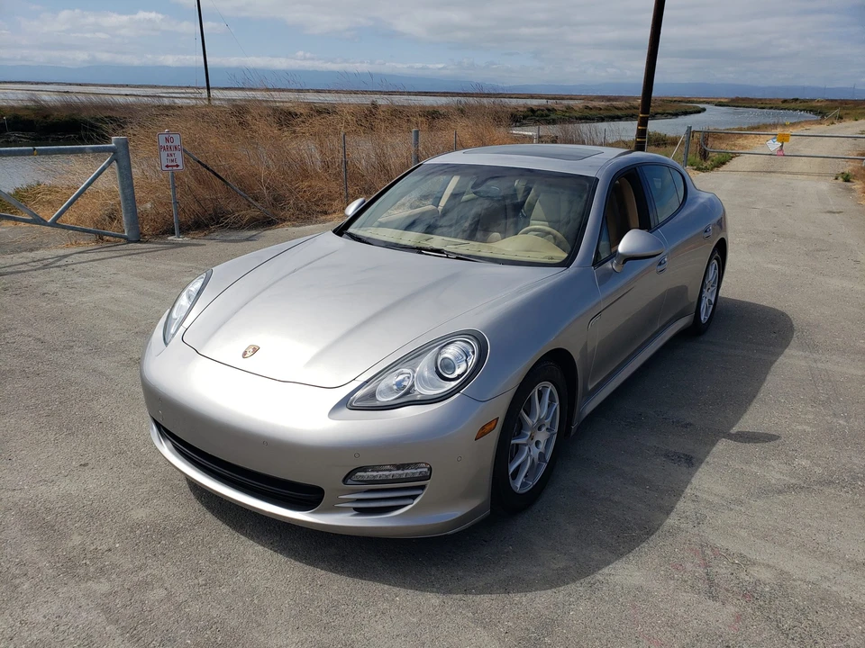 2013 Porsche 970 Panamera - Image 31 of 31