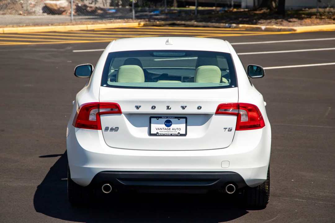 2013 Volvo S60 2nd Gen - Image 7 of 31