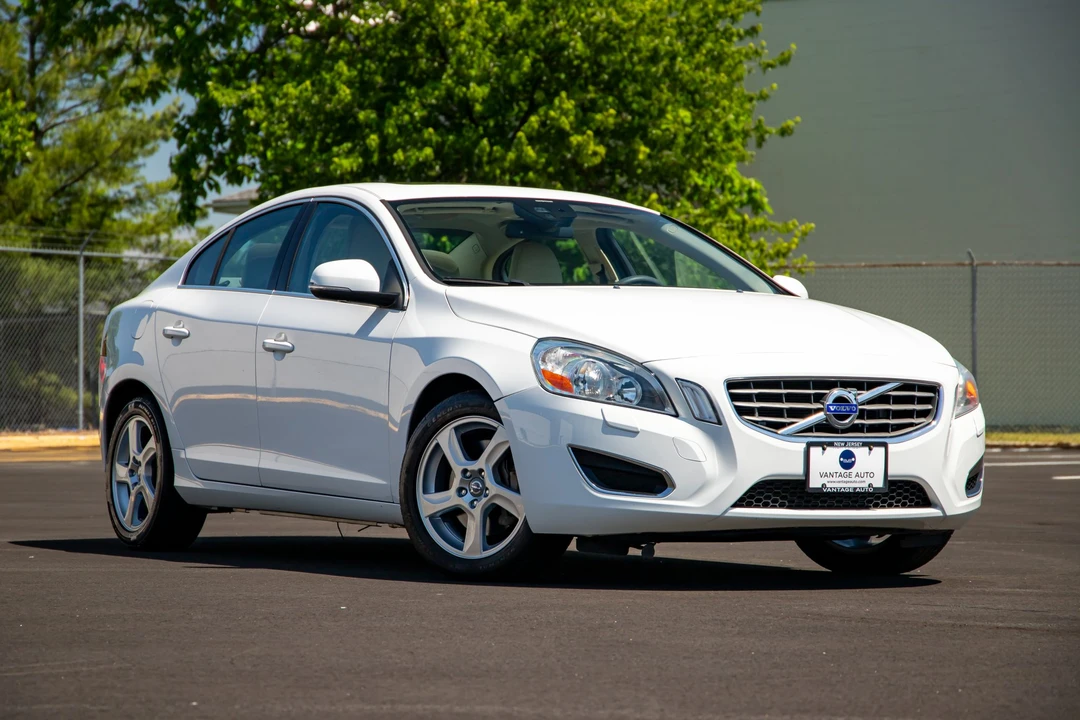 2013 Volvo S60 2nd Gen - Image 12 of 31