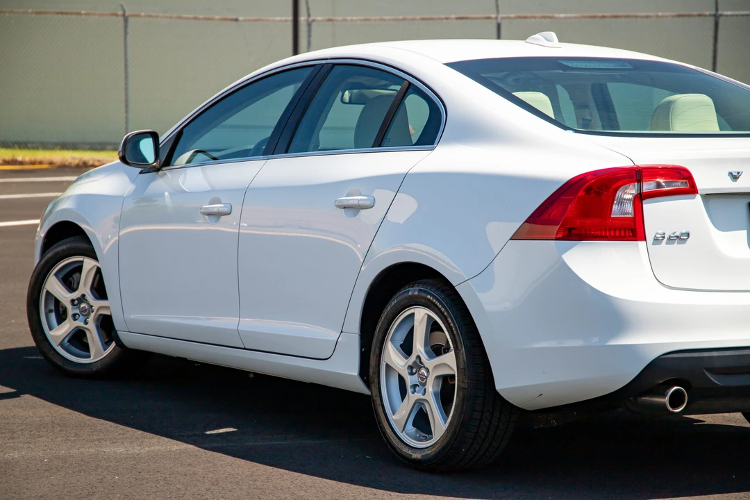 2013 Volvo S60 2nd Gen - Image 18 of 31