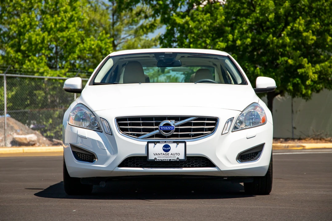 2013 Volvo S60 2nd Gen - Image 14 of 31