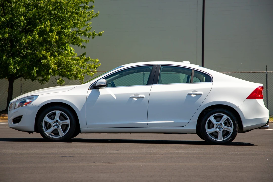 2013 Volvo S60 2nd Gen - Image 4 of 31