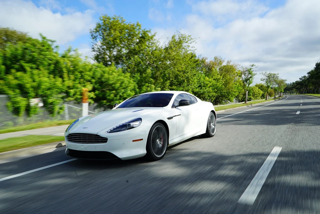 2014 Aston Martin DB9 - Image 6 of 31