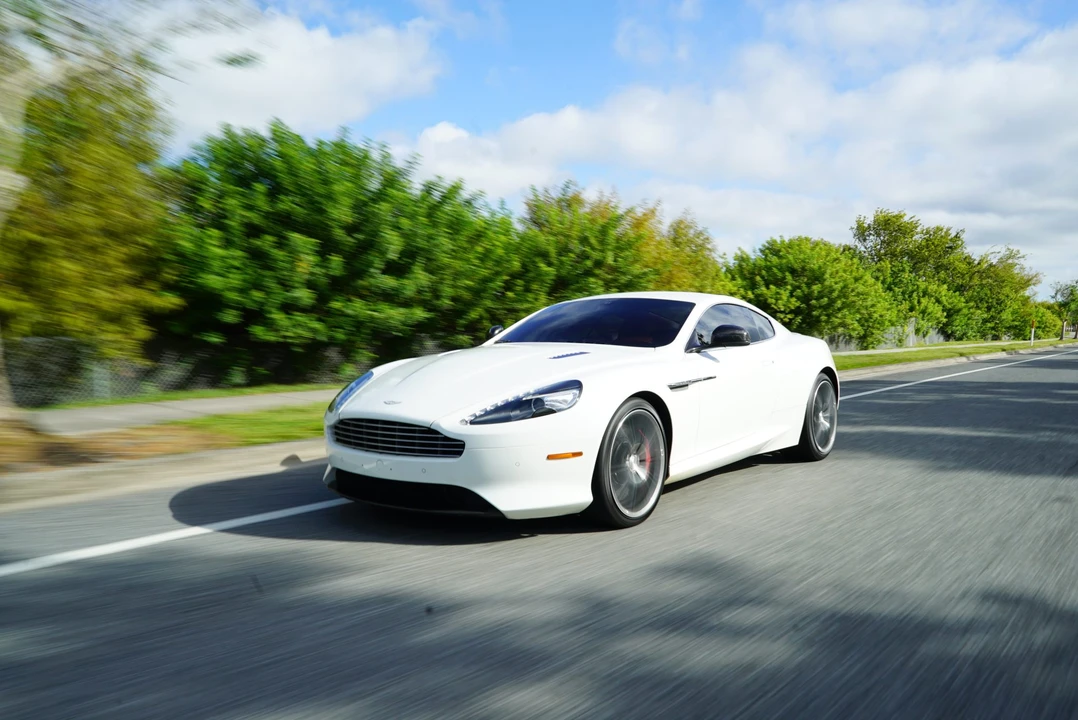 2014 Aston Martin DB9 - Image 7 of 31
