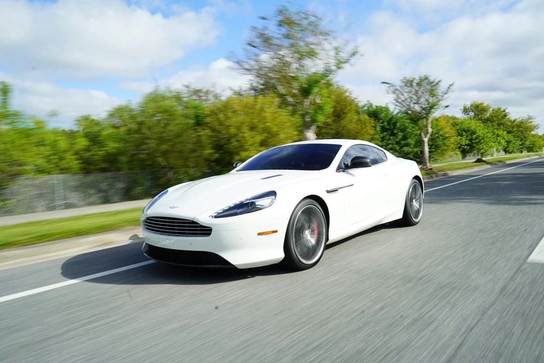 2014 Aston Martin DB9 - Image 8 of 31