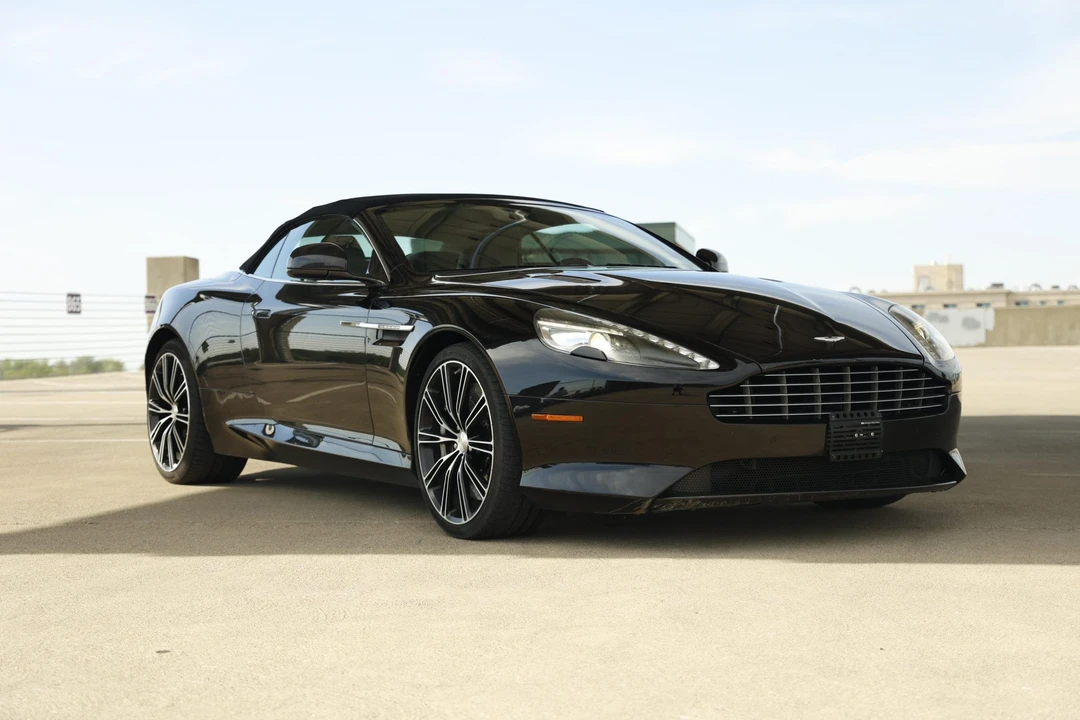 2014 Aston Martin DB9 - Image 13 of 31