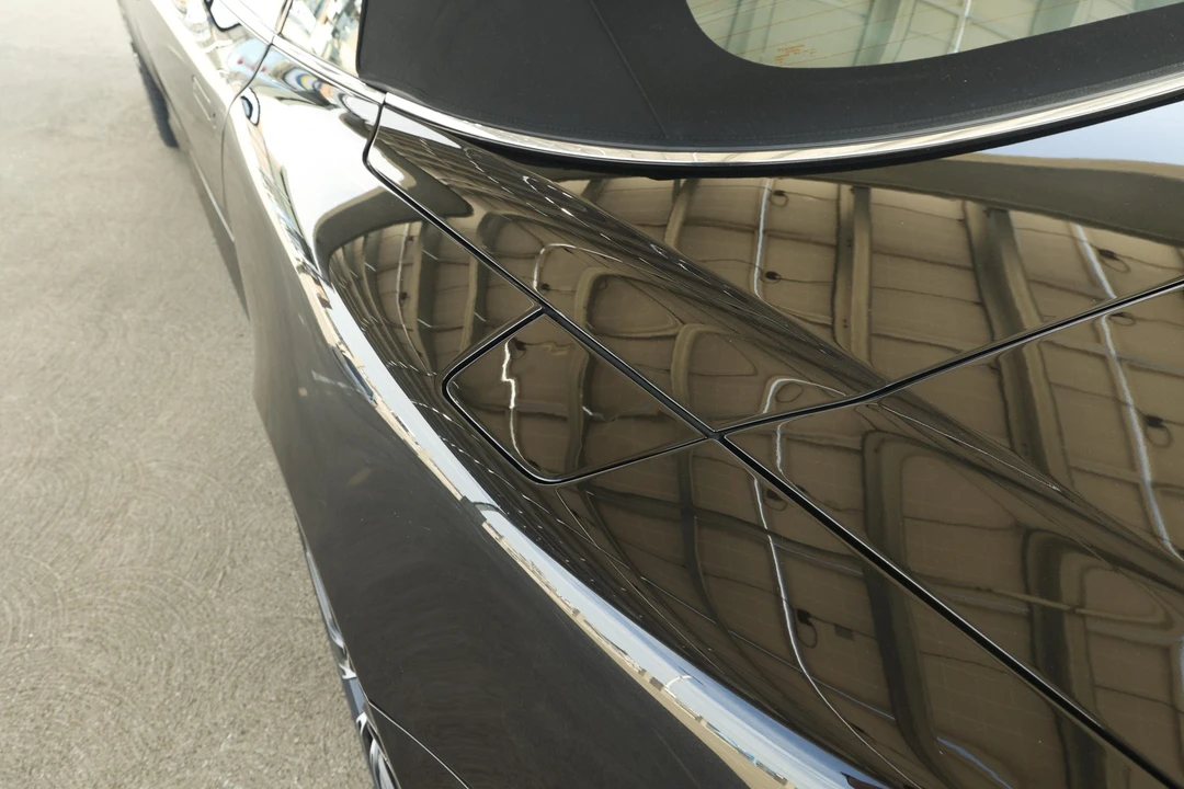 2014 Aston Martin DB9 - Image 29 of 31