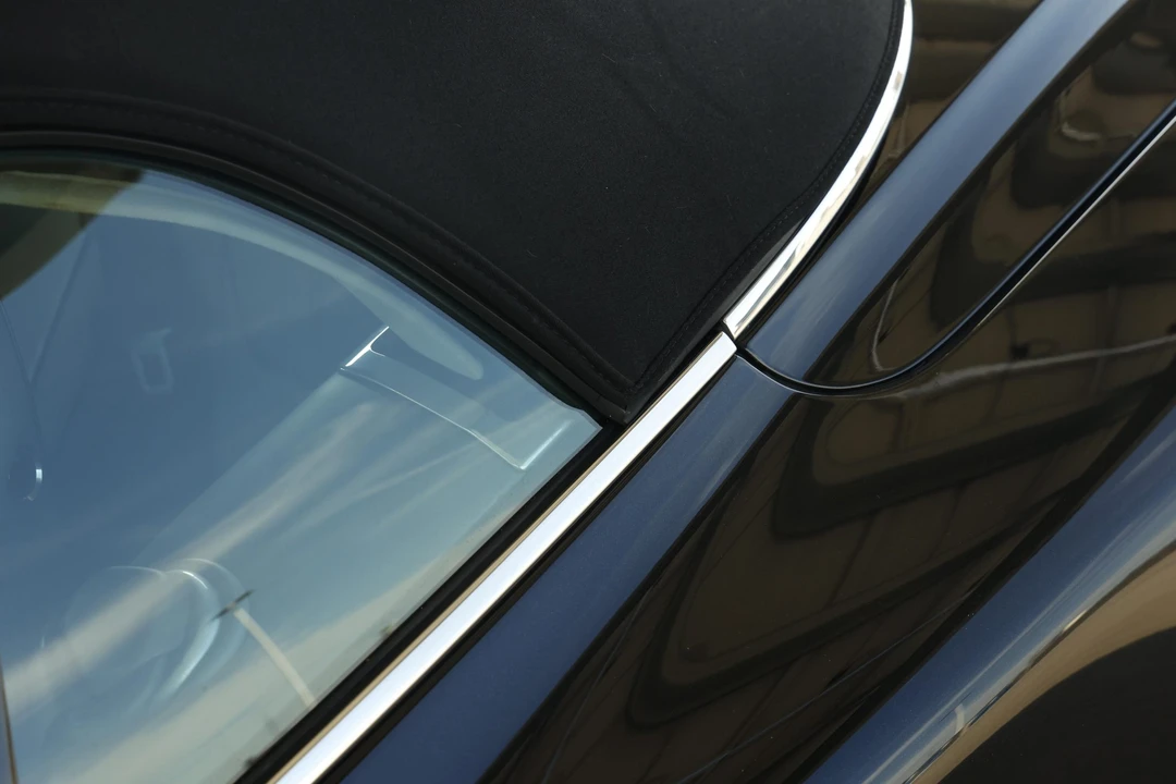 2014 Aston Martin DB9 - Image 28 of 31