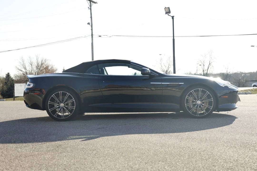 2014 Aston Martin DB9 - Image 11 of 31