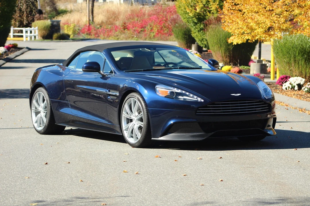 2014 Aston Martin Vanquish 2nd Gen - Image 28 of 31