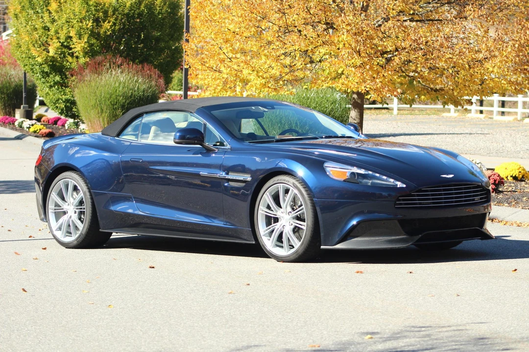2014 Aston Martin Vanquish 2nd Gen - Image 27 of 31