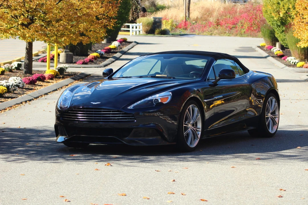 2014 Aston Martin Vanquish 2nd Gen - Image 23 of 31