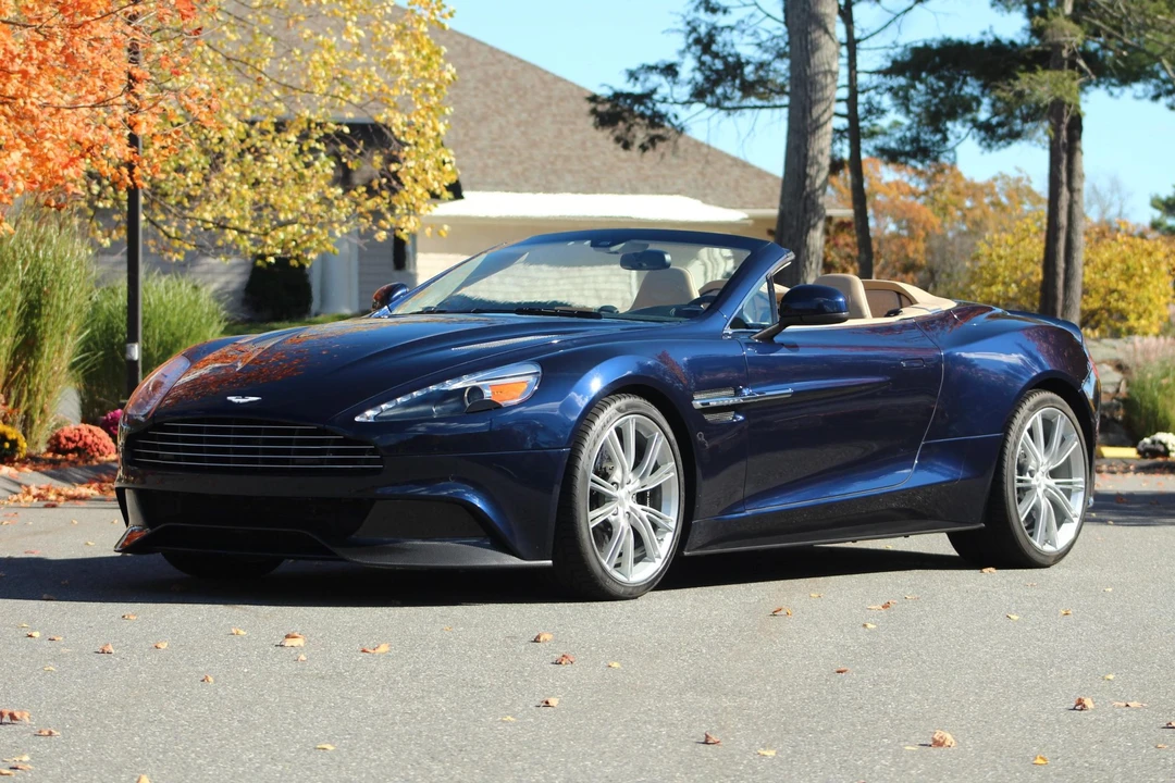 2014 Aston Martin Vanquish 2nd Gen - Image 19 of 31