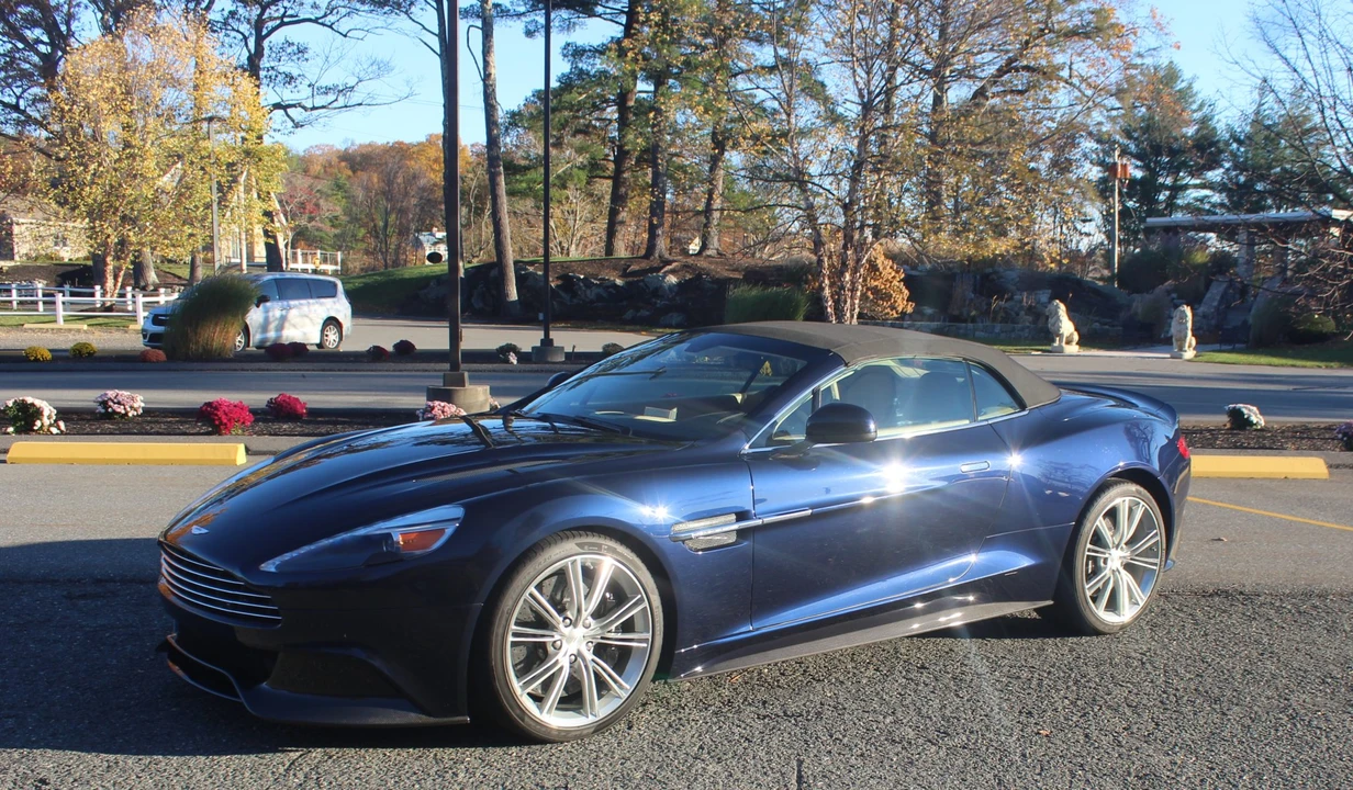 2014 Aston Martin Vanquish 2nd Gen - Image 18 of 31