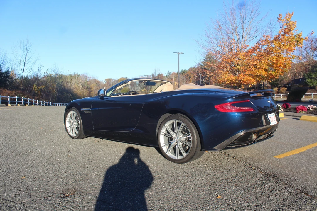 2014 Aston Martin Vanquish 2nd Gen - Image 16 of 31