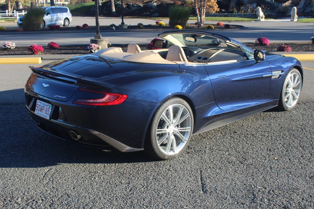 2014 Aston Martin Vanquish 2nd Gen - Image 13 of 31