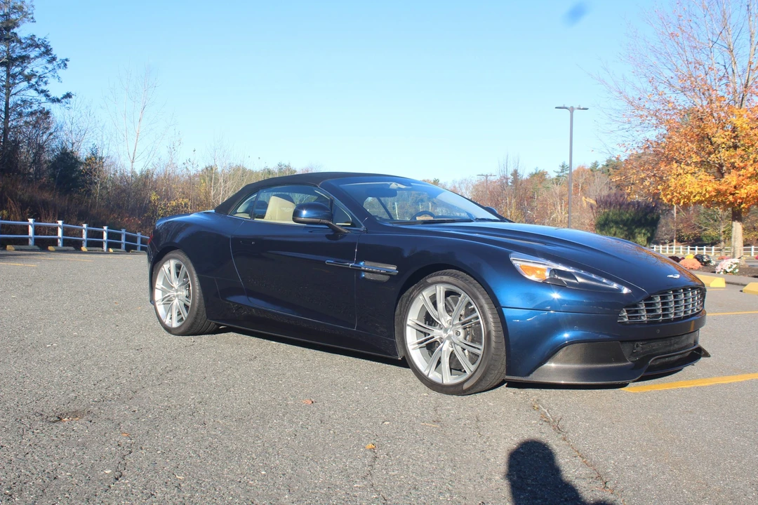 2014 Aston Martin Vanquish 2nd Gen - Image 29 of 31