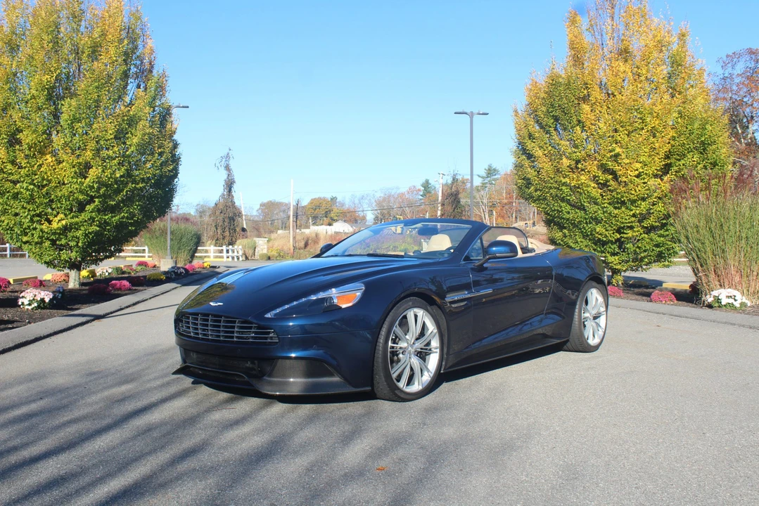 2014 Aston Martin Vanquish 2nd Gen - Image 4 of 31