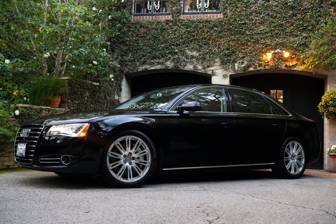 2014 Audi D4 A8 - Image 4 of 31