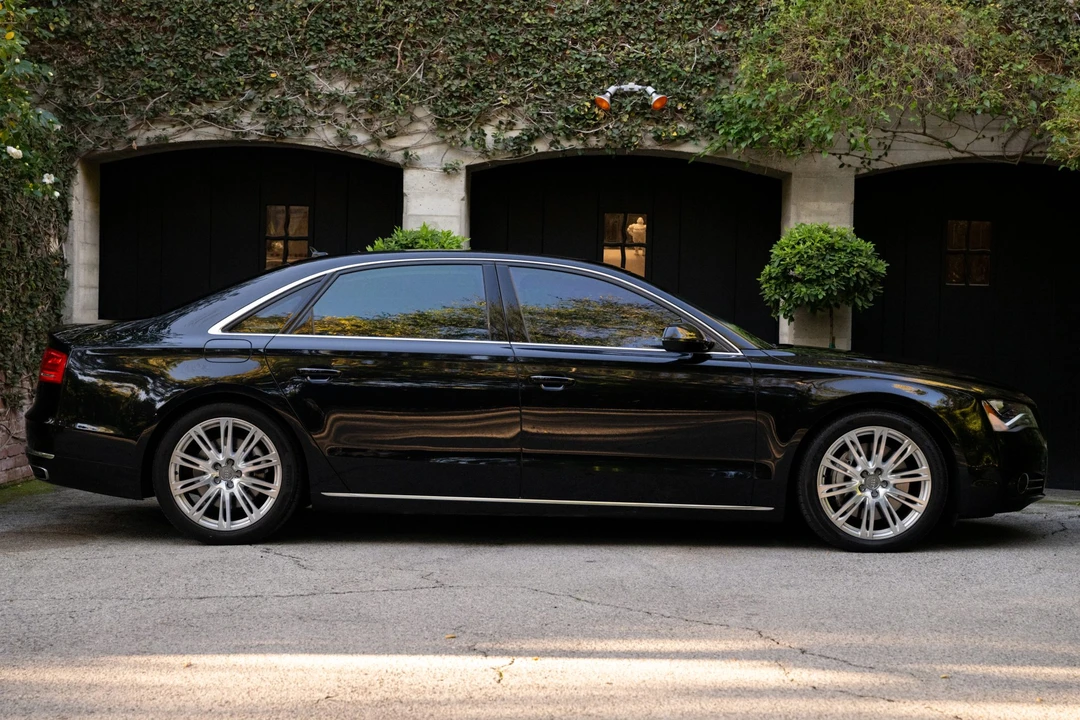 2014 Audi D4 A8 - Image 12 of 31