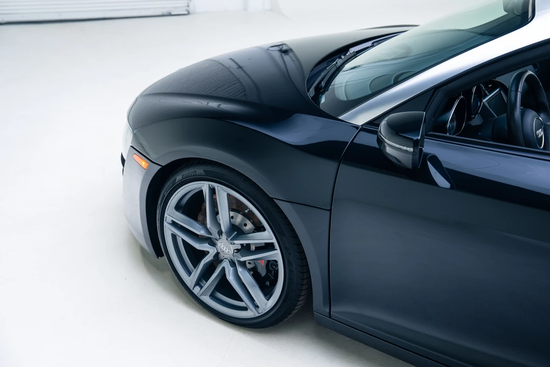 2014 Audi 42 R8 - Image 22 of 31