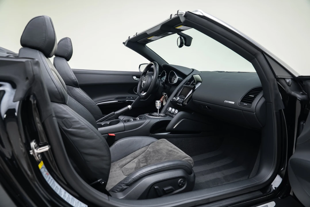 2014 Audi 42 R8 - Image 31 of 31
