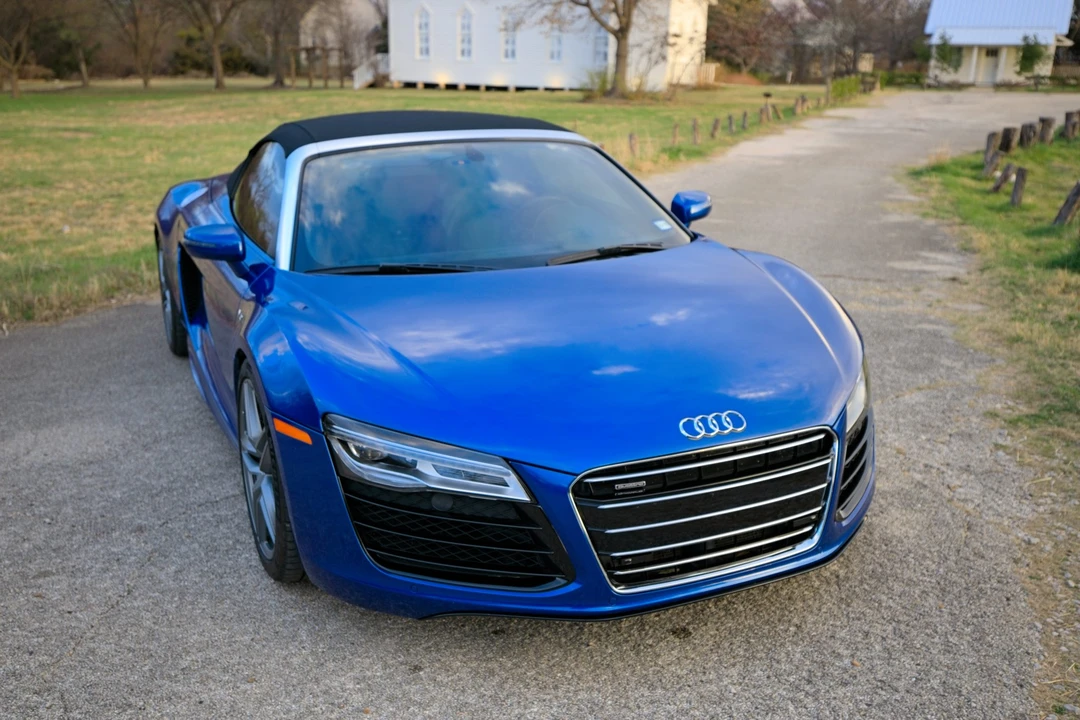 2014 Audi 42 R8 - Image 27 of 31