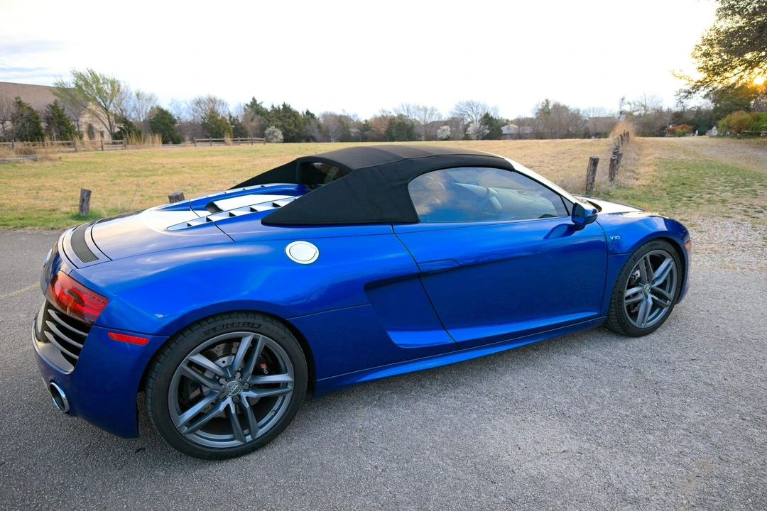 2014 Audi 42 R8 - Image 30 of 31