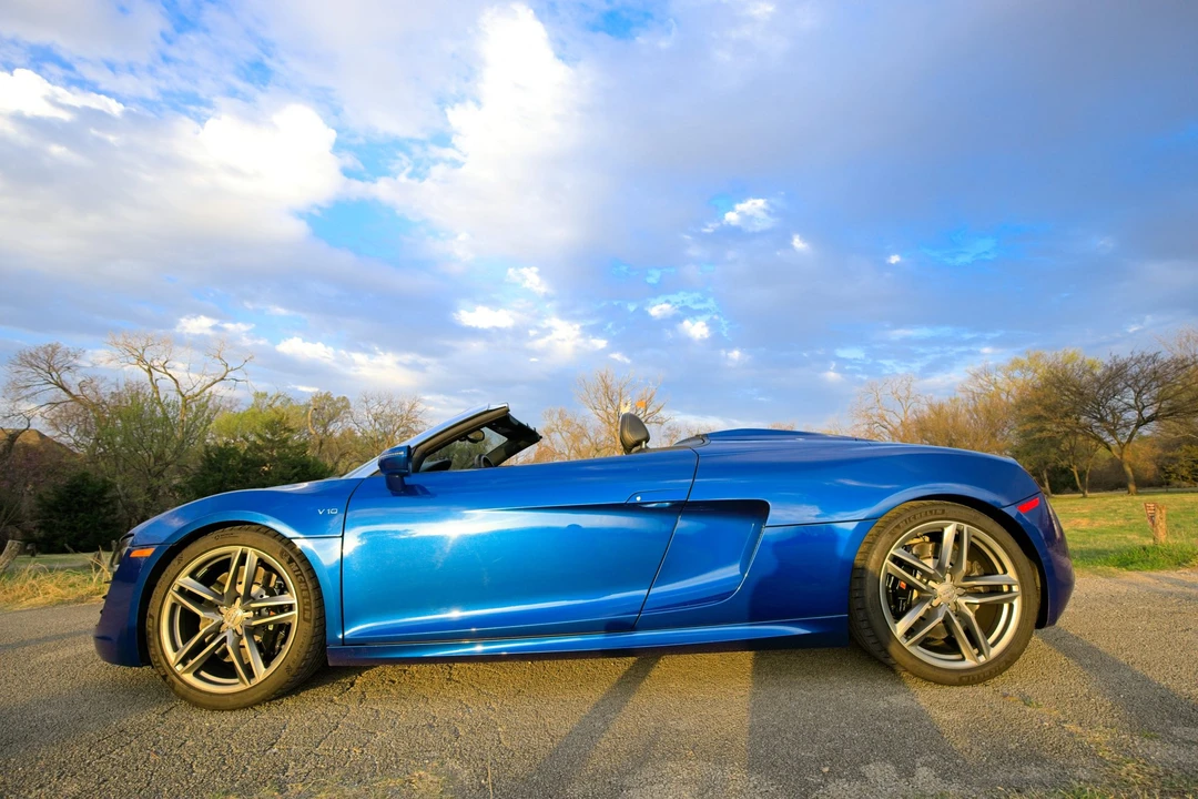 2014 Audi 42 R8 - Image 20 of 31