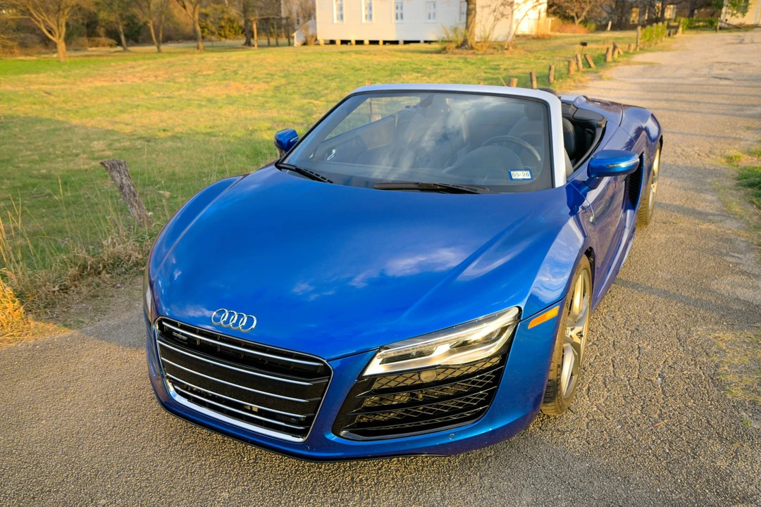 2014 Audi 42 R8 - Image 3 of 31