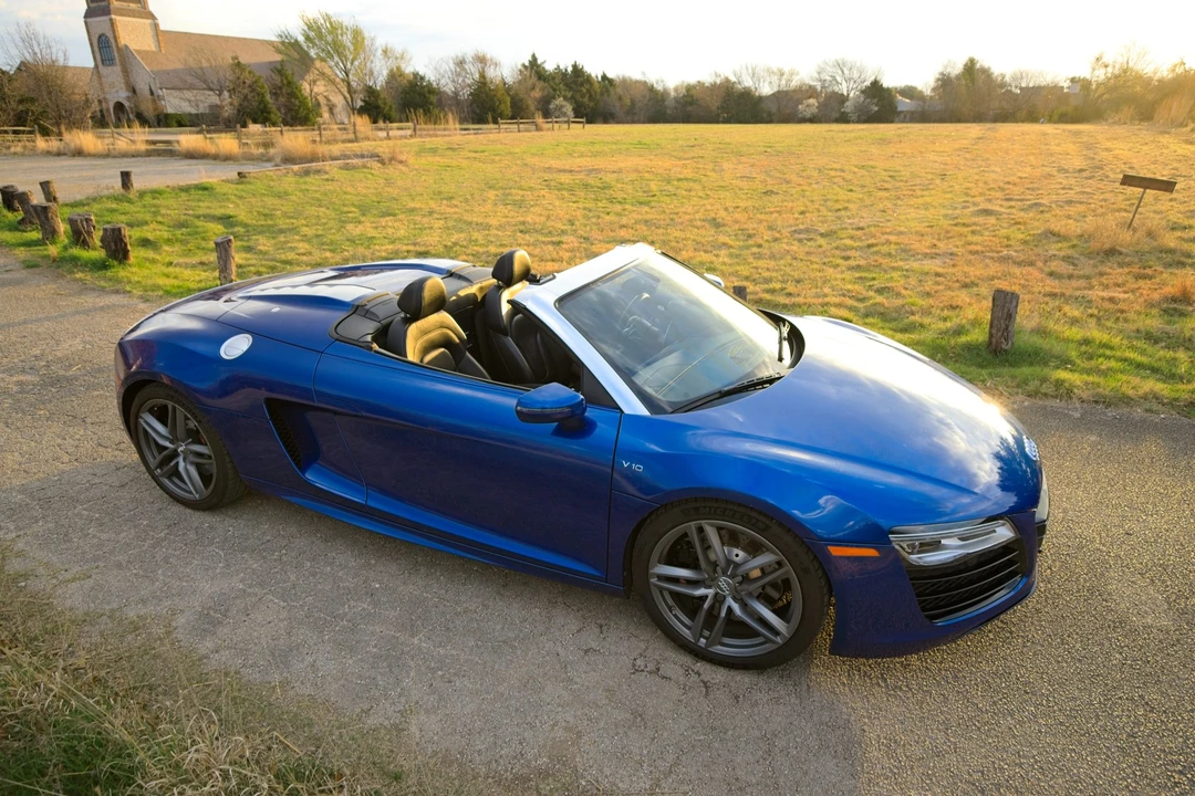 2014 Audi 42 R8 - Image 13 of 31