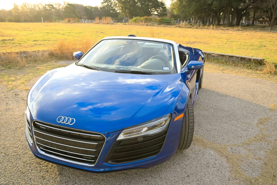 2014 Audi 42 R8 - Image 6 of 31