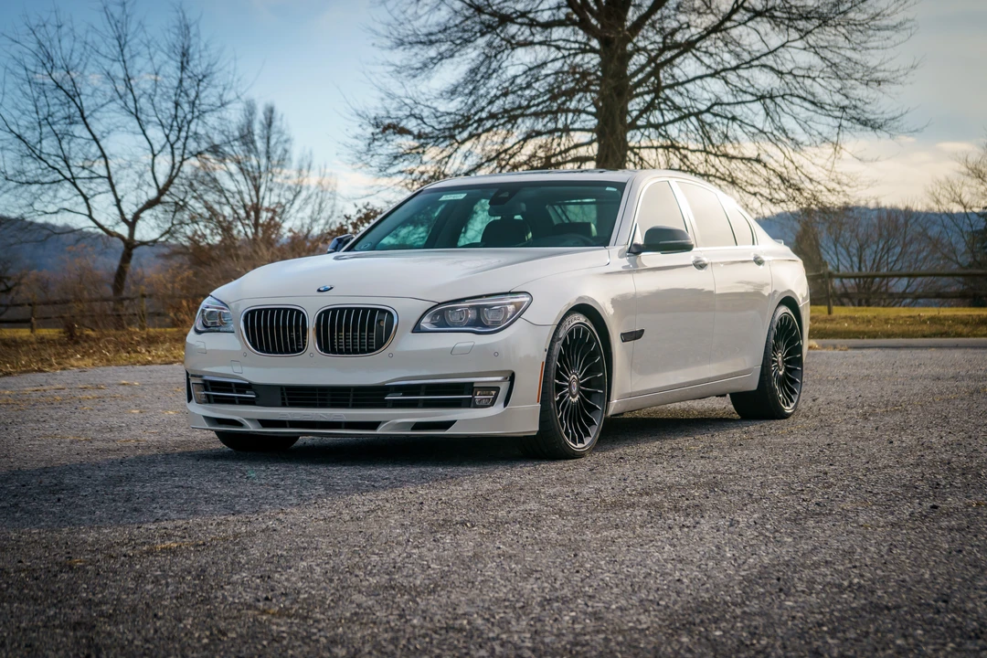 2007 BMW Alpina B7 - Image 3 of 31