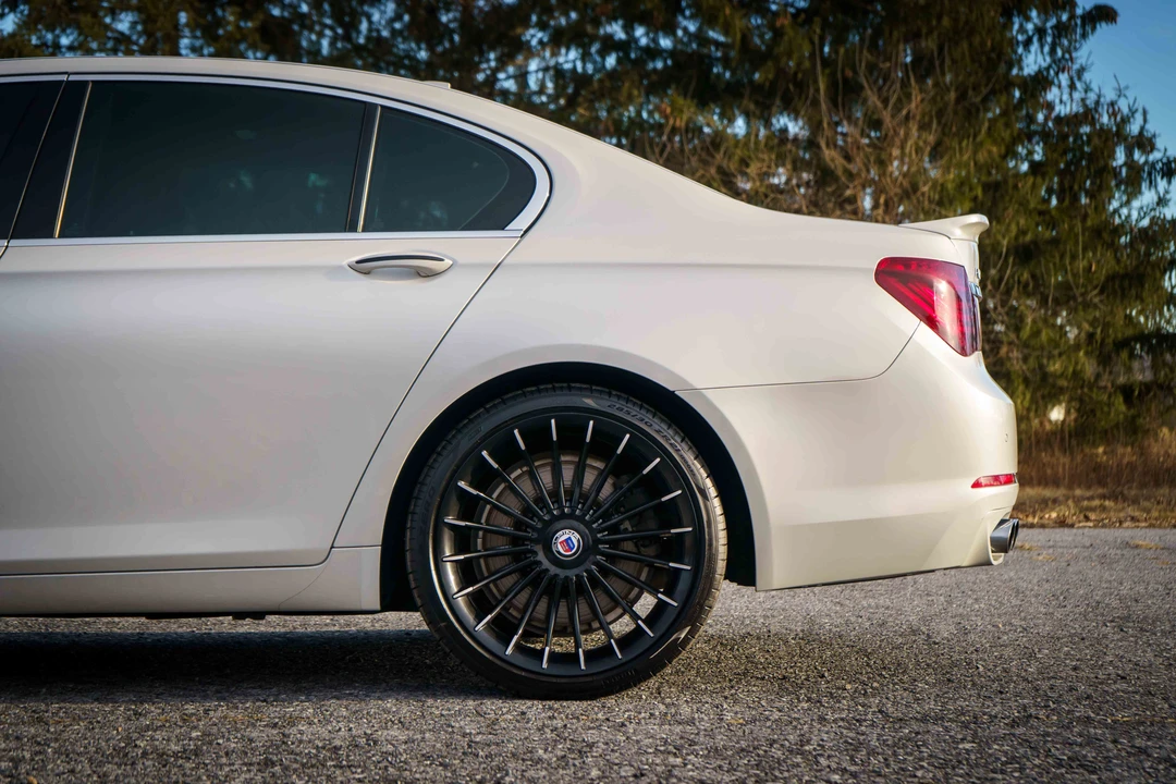 2007 BMW Alpina B7 - Image 23 of 31